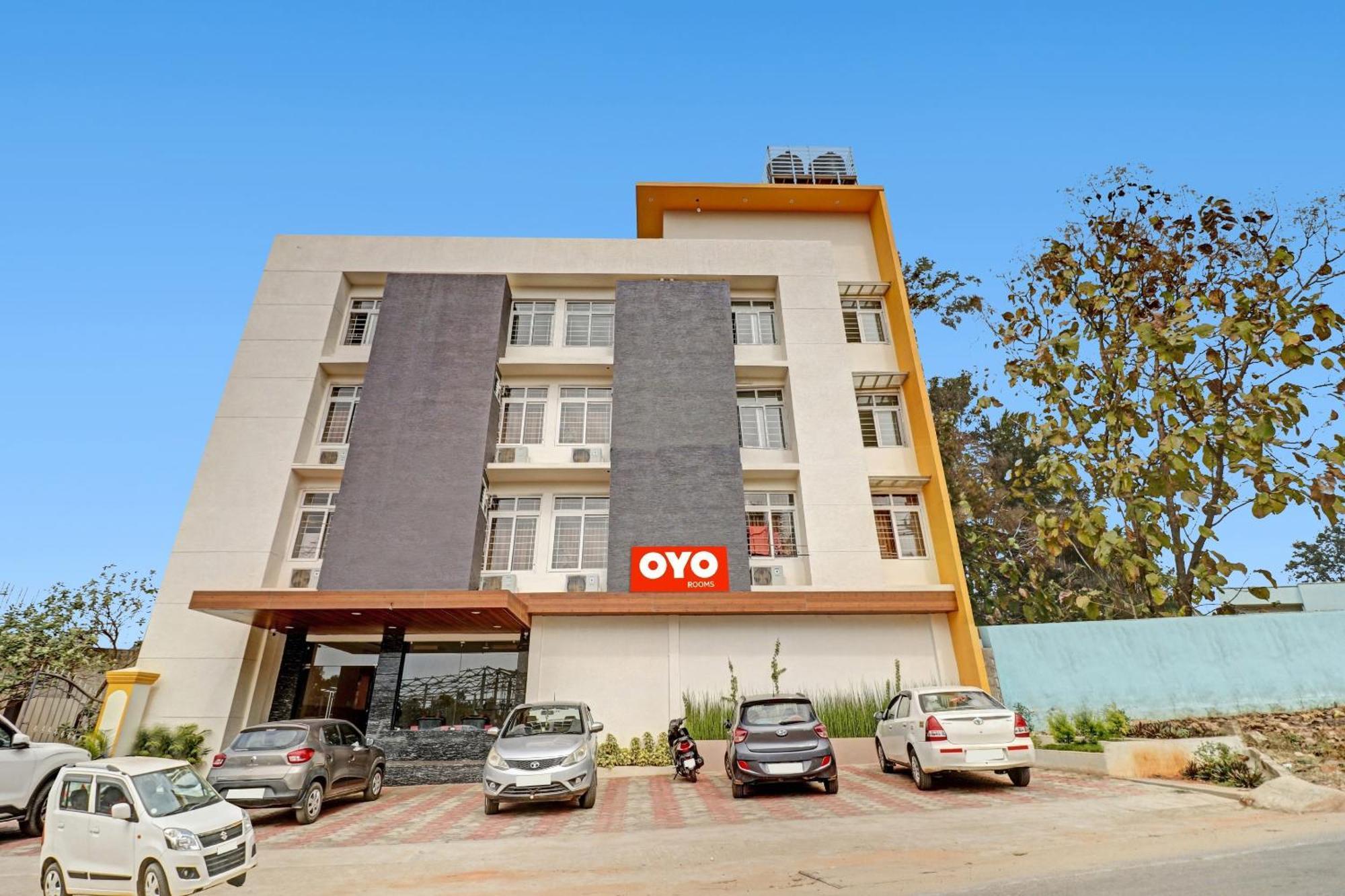 Hotel O Formula Vanivilasa Puram Exterior foto