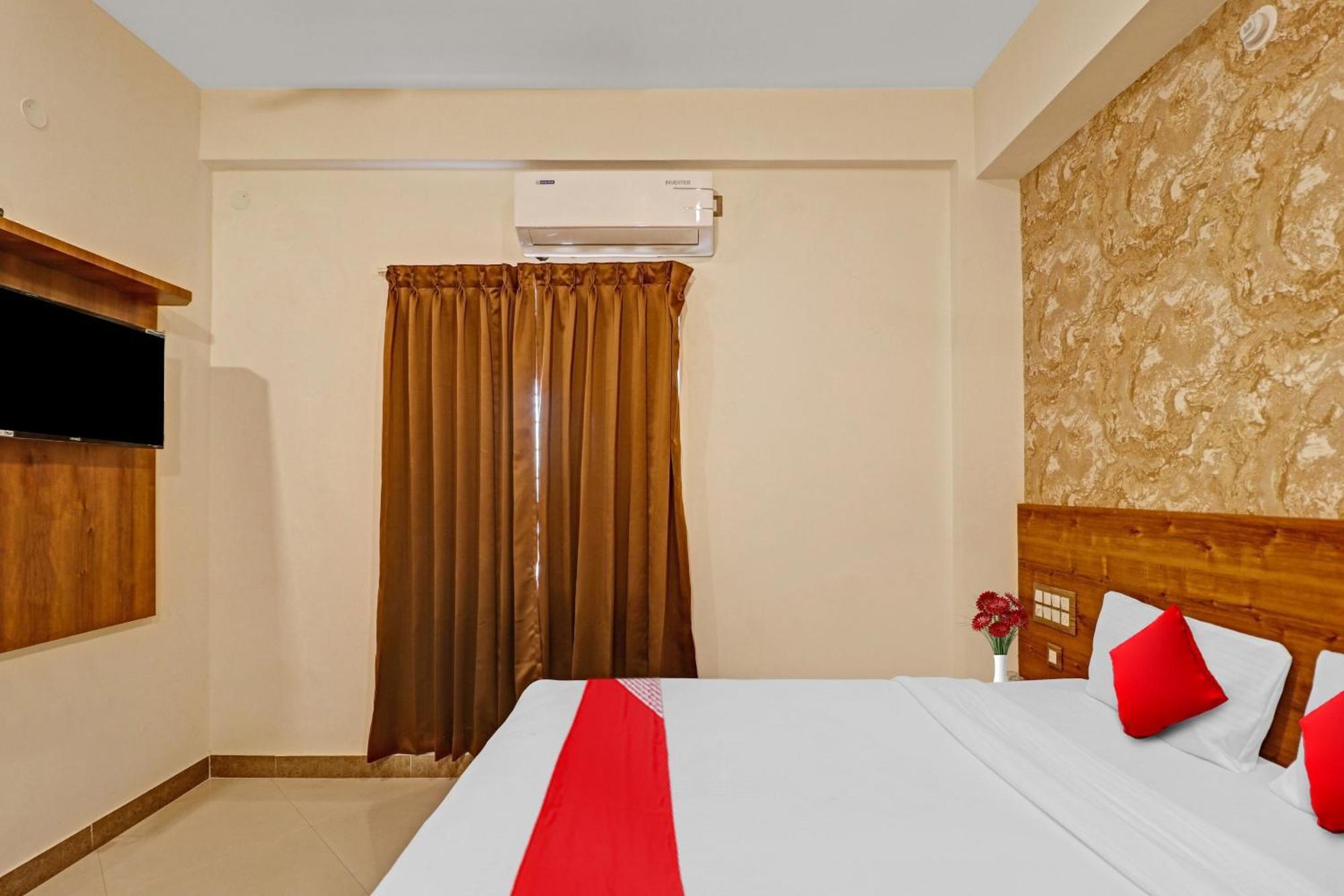 Hotel O Formula Vanivilasa Puram Exterior foto