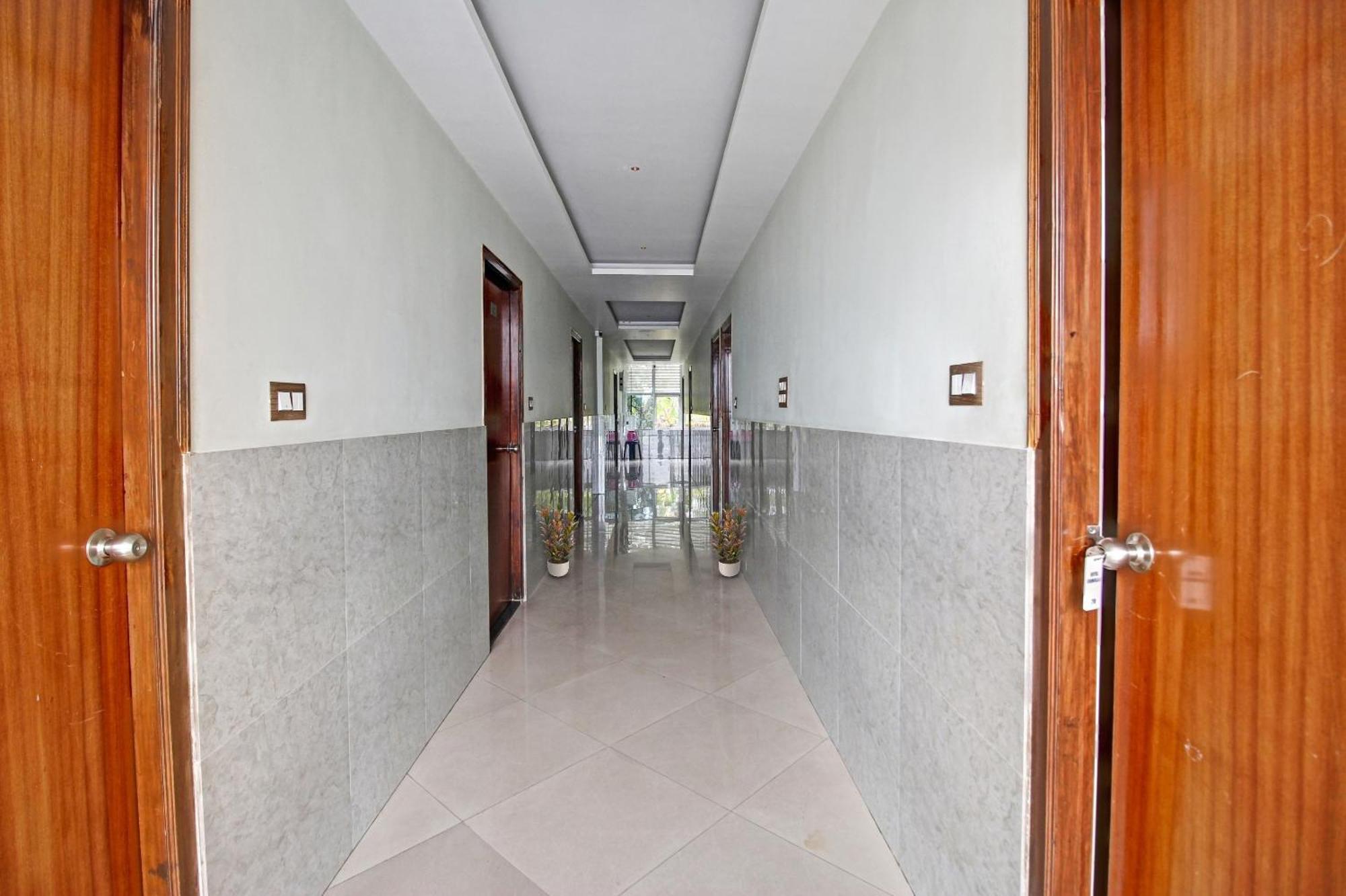 Hotel O Formula Vanivilasa Puram Exterior foto